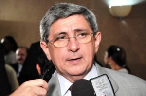 Vice-governador Washington Oliveira
